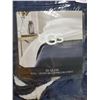 Image 2 : *NEW* UGG Brand, Queen Sized Reversible Sherpa Lined Blanket - Navy Blue/White
