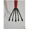 Image 3 : *NEW* Garant 5-Tine Weeder & Cultivator with Cushioned Grip - 54.5-in - Wood and Steel (Lawn & Garde