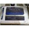 Image 1 : *NEW* Wamsutta Dream Zone Synthetic Down, Standard/Queen Size Pillow with Removable Zippered Cover -