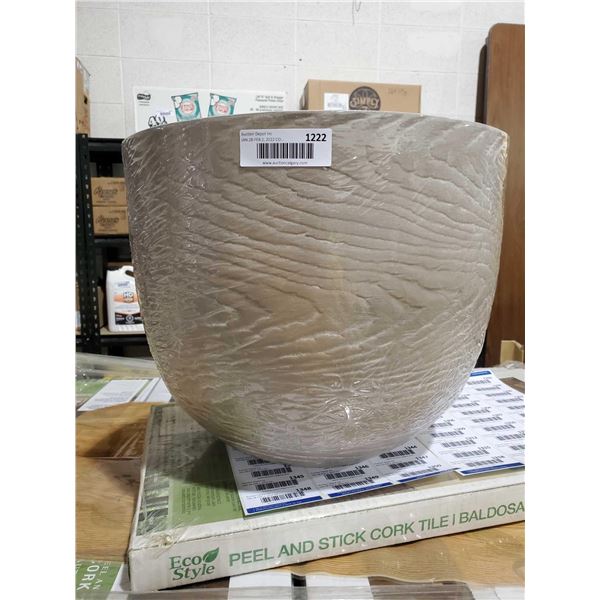 *NEW* Resin Formed Faux Wood Large Planter - 13Tx16W