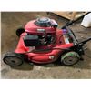 Image 2 : TROY-BILT LAWN MOWER WITH HONDA ENGINE