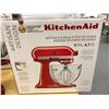 Image 3 : KitchenAid Artisan Series - 4.7Litre Tilt-Head Stand Mixer - Empire Red