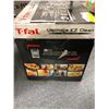 Image 2 : T-fal Ultimate EZ Clean - Semi Professional Deep Fryer (Drains/Filters & Stores)