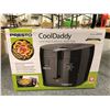 Image 1 : Presto CoolDaddy cool-touch electric deep fryer