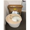 Image 1 : Cat Litter Box and Cat Scratching Tower