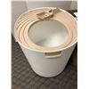 Image 3 : Cat Litter Box and Cat Scratching Tower