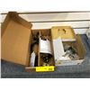 Image 1 : Amazonbasics - Door Handles / Yale Lever Lock
