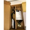 Image 2 : Amazonbasics - Door Handles / Yale Lever Lock