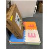 Image 2 : Disney - FROZEN Chair/Desk / Royal Shimmer Disney Princess Doll & Foam Alphabet Floor Mats