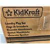 Image 2 : KidKraft Laundry Play Set & Melissa & Doug - Dust, Sweep, Mop!