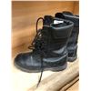 Image 2 : VIDAL - Men's Black Leather Boots - Size 8 - Movie Set Clothing - Some Wear