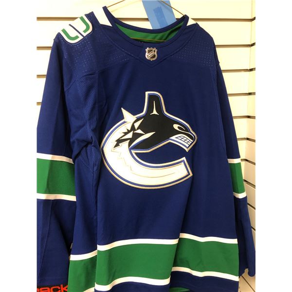 Vancouver Canucks Pro Jersey - by Adidas - USA Size 54