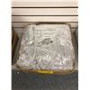 Image 1 : Plush Light Grey Weighted Blanket