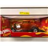 Image 1 : 1/18 Scale Diecast - Hot Wheels Classics - 1932 Ford Coupe