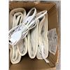 Image 2 : Master Massage Plush Table Warmer