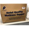 Image 2 : VIEWSTAR - Hotel Quality Mattress Topper - Queen Size