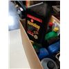 Image 8 : BOX OF MOTOR OIL 10W30 AND 5W30