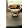 Image 3 : 8 VARIOUS PLANTERS AND HANGING BASKET
