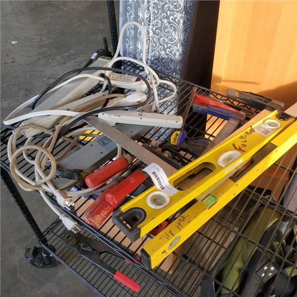 LOT OF LEVELS, CLAMPS AND POWER BARS