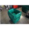 Image 2 : 7 STACKING TOTES WITH BUILT IN LIDS