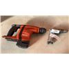 Image 1 : HILTI TE 6-A22 WORKING NO BATTERY AND CHICAGO NEUMATIC DRILL