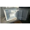 Image 2 : DANBY MINI BAR FRIDGE
