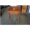 Image 1 : WOOD KIDS LIFT TOP DESK
