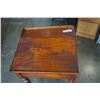 Image 3 : WOOD KIDS LIFT TOP DESK