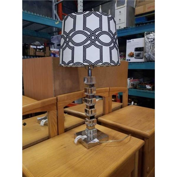 DECORATIVE GLASS TABLE LAMP