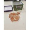 Image 1 : BOX OF AGATE CRYSTAL PIECES