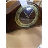 Image 2 : VINTAGE BERTMAR MANTEL CLOCK