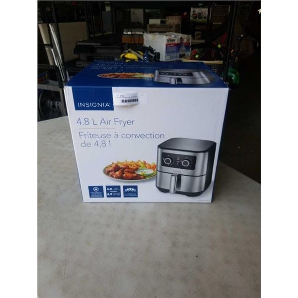 AS NEW INSIGNIA 4.8L AIR FRYER