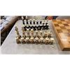 Image 3 : COMPLETE CHESS BOARD WITH CHESS PIECES