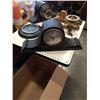 Image 2 : BOX OF MANTEL CLOCKS, WALL CLOCKS, PARTS