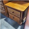 Image 10 : PINE 7 DRAWER DRESSER AND 2 DRAWER NIGHTSTAND