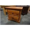 Image 17 : PINE 7 DRAWER DRESSER AND 2 DRAWER NIGHTSTAND