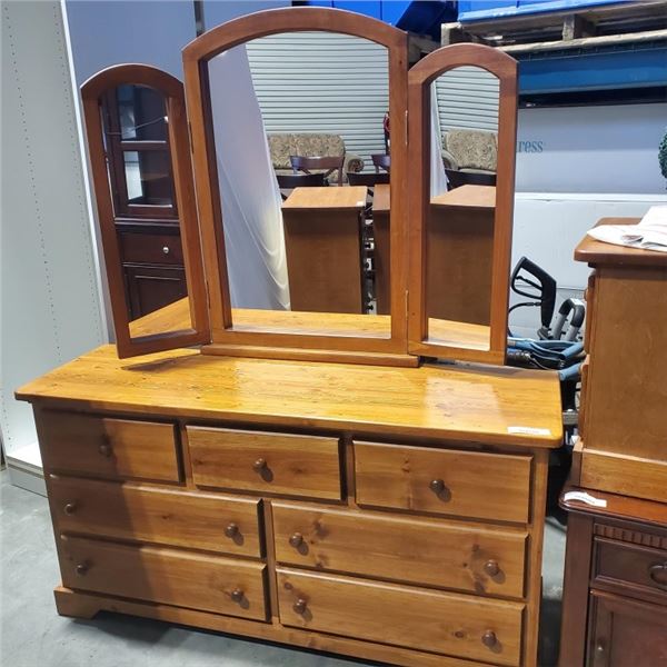 PINE 7 DRAWER DRESSER AND 2 DRAWER NIGHTSTAND