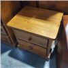 Image 8 : PINE 7 DRAWER DRESSER AND 2 DRAWER NIGHTSTAND