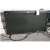 Image 2 : DUAL HP LV3211 MONITORS WITH DOUBLE MONITOR MOUNT WORKING NO POST