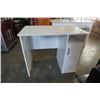 Image 1 : WHITE PEDESTAL DESK