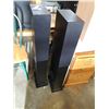 Image 2 : 2 JBL LOFT SERIES LOFT 50 FLOOR SPEAKERS