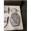 Image 2 : 3 CERAMIC WALL ART PITCHERS