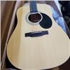 Image 2 : JASMINE S35 ACOUSTIC GUITAR