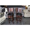 Image 1 : 2 MODERN SWIVEL BAR STOOLS
