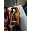 Image 3 : 4 NEW MEZCO COFFIN TOY FIGURES