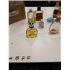 Image 2 : TRAY OF PERFUME