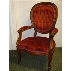 Walnut Louis XV Subtle Gent's Chair: