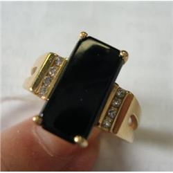 14KT Ladies Black Onyx Ring with Diamonds: