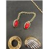 Image 3 : Vintage Ladies Accessories - Bee Shoe Clips, Sweater & Scarf Clips, Eyeglass Holder