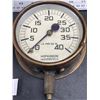 Image 2 : 2 Vintage Brass Pressure Gauges